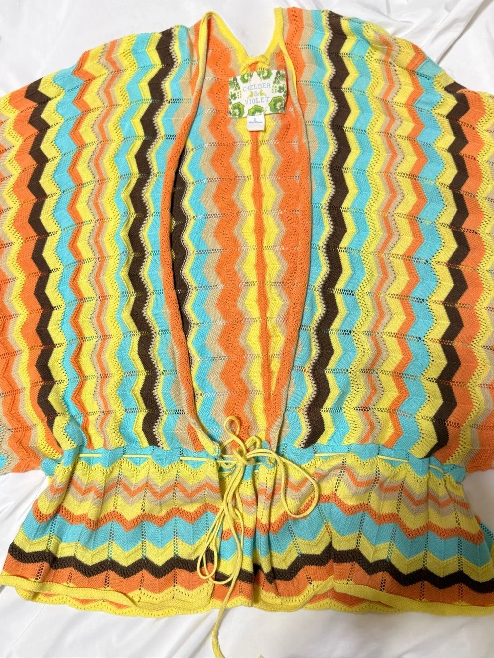 Chelsea & Violet kimono sleeve multi color zig zag pattern cotton sweater
